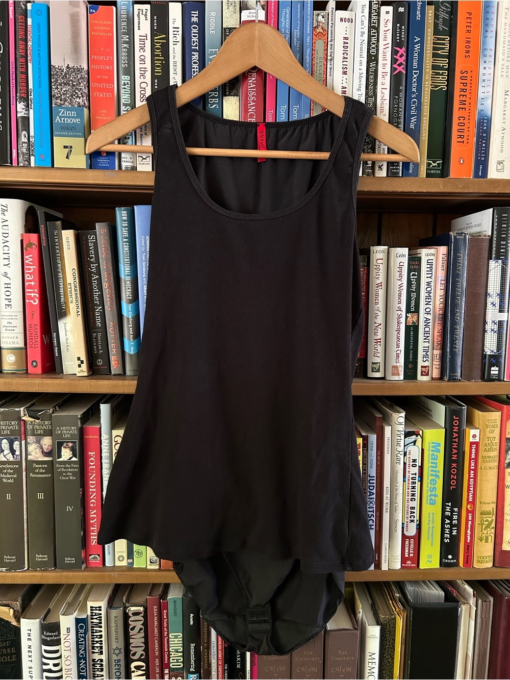 Spanx Black Ribbed Scoop Neck Shaping Tank Bodysuit, size L EU 42/44